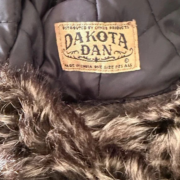 Dakota Dan Faux Fur Trapper hat, Ushanka or bomber-style hat. 28” circumference. - Picture 7 of 9